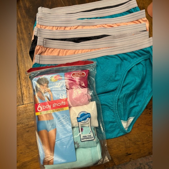 11 pair fruit of the loom panties 5 /S NWT - Picture 1 of 5